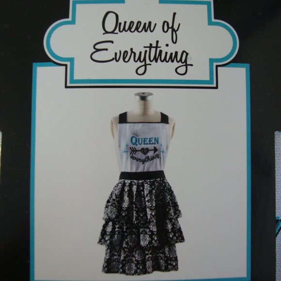 Queen Of Everything Ruffled Kitchen Apron NWT - Picture 1 of 7